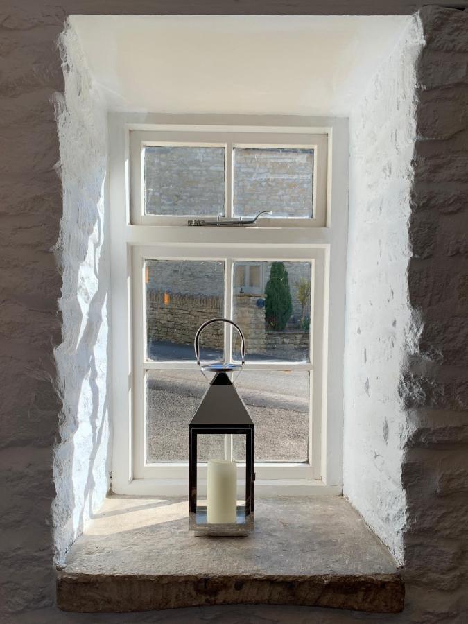 The Queen Matilda Country Rooms Avening Exterior photo